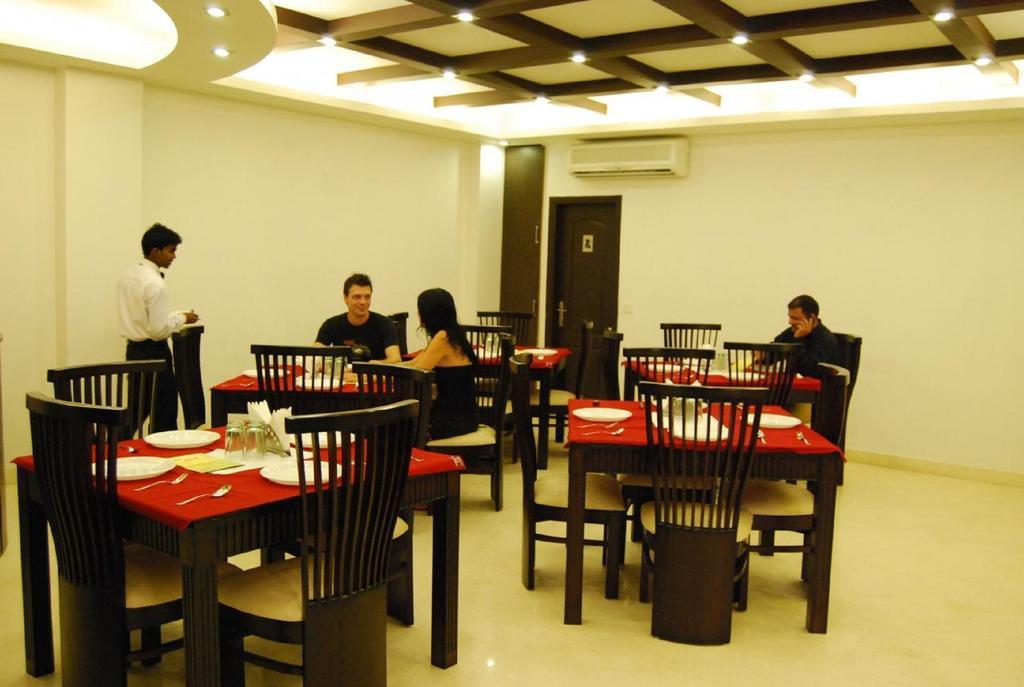 Hotel New Walnut Castle Paharganj Dış mekan fotoğraf